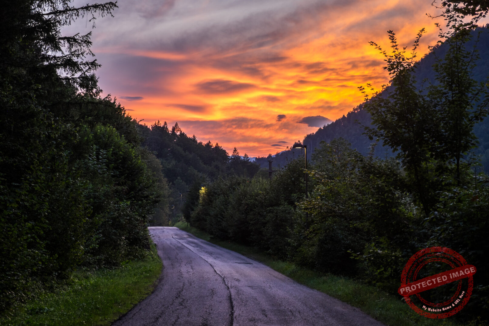 Coucher de soleil à côté du lac de Fusine